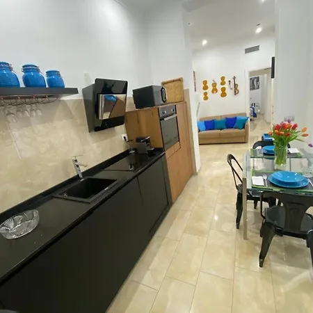 Апартаменты Stradivari