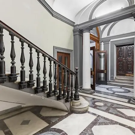 Stradivari Апартаменты *